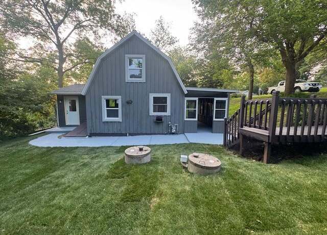 Property at W8770 Ridge Rd, Delavan, WI 53115, 3 beds, 1 bath