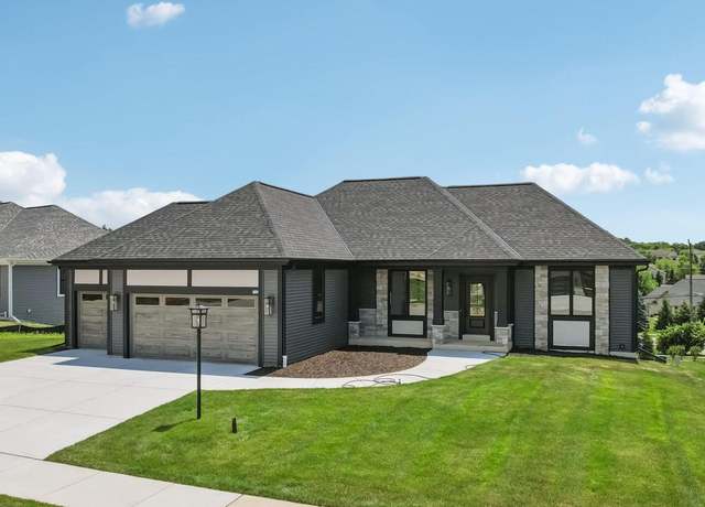 Property at 713 Panorama Dr, Waukesha, WI 53188, 3 beds, 2 baths