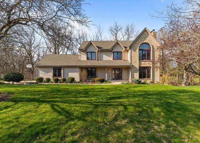 Property at 15730 Laura Ln, Brookfield, WI 53005, 3 beds, 3.5 baths
