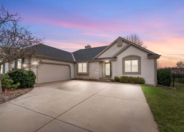 Property at N66W13723 Crestwood Dr, Menomonee Falls, WI 53051, 3 beds, 3 baths