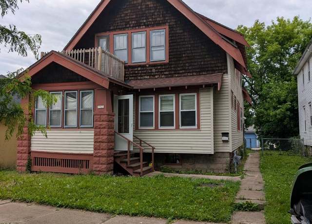 Property at 1920 W Vienna Ave, Milwaukee, WI 53206, 4 beds, 2 baths