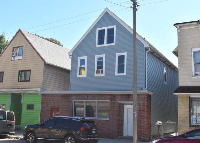 Property at 2409 W Greenfield Ave, Milwaukee, WI 53204, 2 beds, 2 baths
