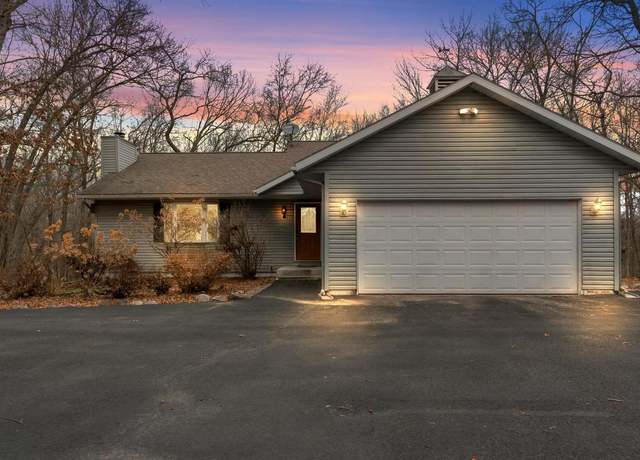 Property at E9415 Ladyslipper Ct, Reedsburg, WI 53959, 3 beds, 2.5 baths