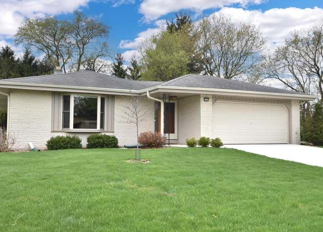 Property at 2308 Misty Ln, Waukesha, WI 53186, 3 beds, 1.5 baths