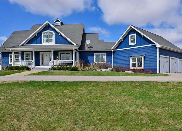 Property at W3148 Springfield Rd, Lake Geneva, WI 53147, 4 beds, 2.5 baths