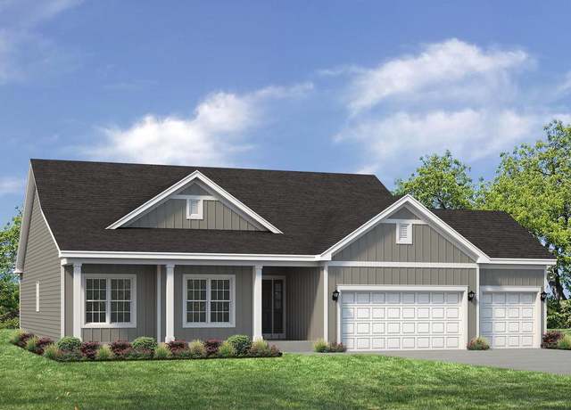 Property at 527 N Boulder Ridge Dr, Lake Geneva, WI 53147, 3 beds, 2 baths