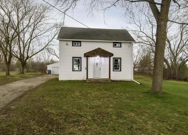 Property at W124S8171 N Cape Rd, Muskego, WI 53150, 3 beds, 2 baths
