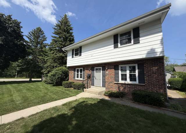 Property at 4934 N Mohawk Ave, Glendale, WI 53217, 4 beds, 1.5 baths