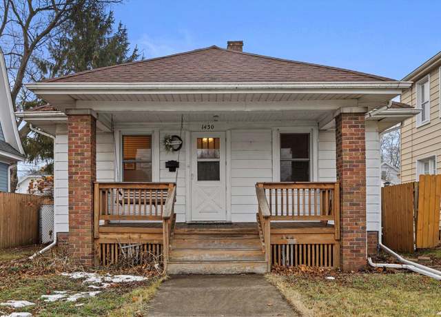 Property at 1430 West Lawn Ave, Racine, WI 53405, 2 beds, 2 baths