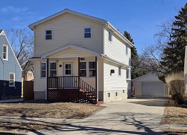 Property at 4550 S Quincy Ave, Milwaukee, WI 53207, 3 beds, 2 baths