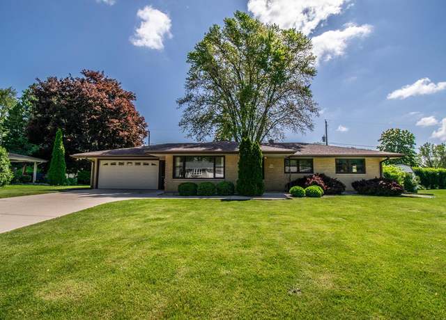Property at W155N11684 Sunny View Ave, Germantown, WI 53022, 3 beds, 1.5 baths