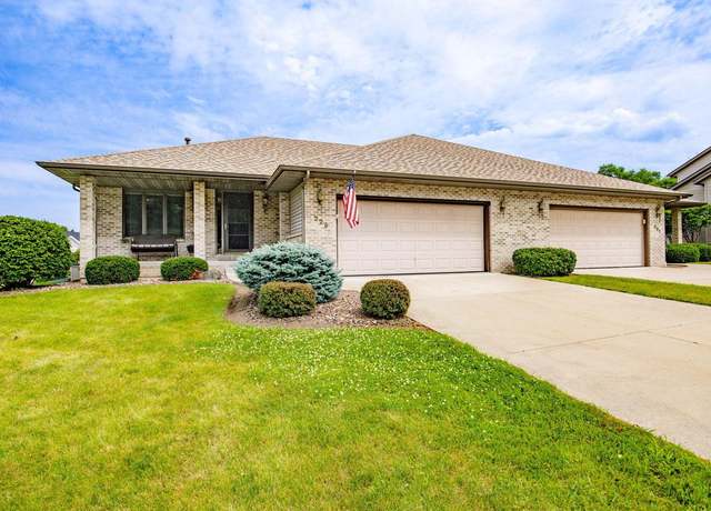 Property at 229 Indian Mound Pkwy, Whitewater, WI 53190, 3 beds, 2 baths