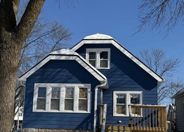 Property at 4676 N 38th St, Milwaukee, WI 53209, 3 beds, 3 baths