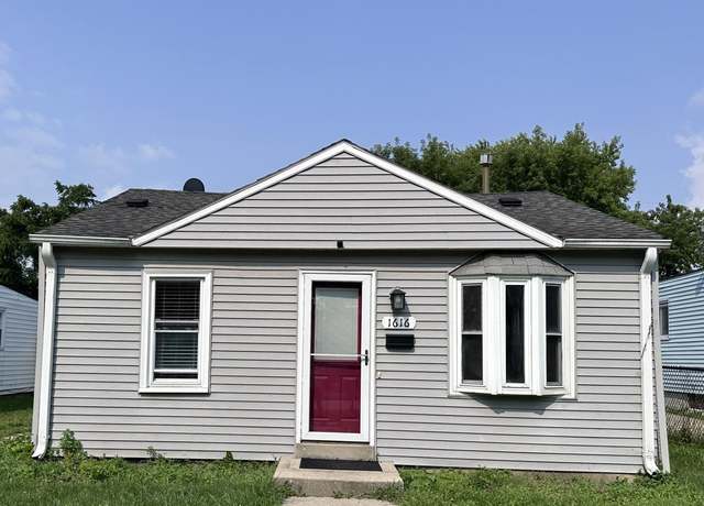 Property at 1616 Oregon St, Racine, WI 53405, 2 beds, 1 bath