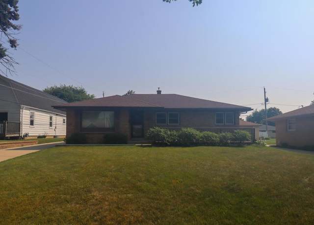 Property at 1703 W Whitaker Ave, Milwaukee, WI 53221, 3 beds, 1.5 baths