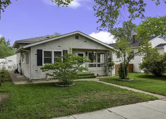Property at 1919 Losey Boulevard South Blvd, La Crosse, WI 54601, 4 beds, 2 baths