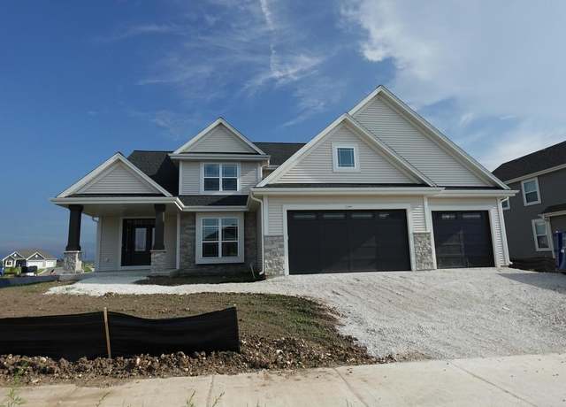 Property at 1299 Violet St, Oconomowoc, WI 53066, 4 beds, 2.5 baths
