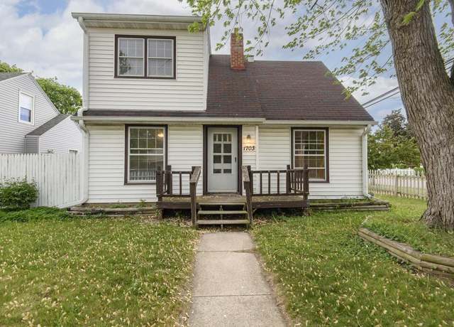 Property at 1703 Royce Ave, Beloit, WI 53511, 5 beds, 1.5 baths