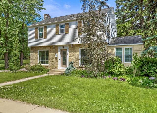 Property at 129 S Jackson St, Elkhorn, WI 53121, 3 beds, 1.5 baths