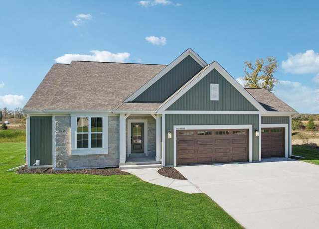 Property at W251N2355 Valleyview Cir, Pewaukee, WI 53072, 3 beds, 2 baths