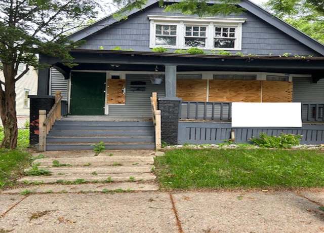 Property at 3252 N 11th St, Milwaukee, WI 53206, 4 beds, 1.5 baths
