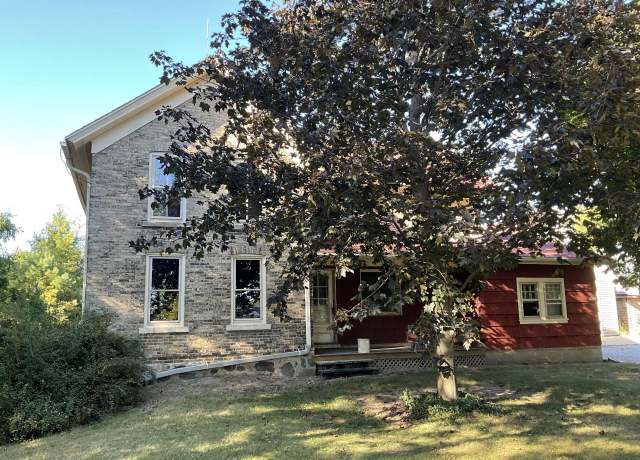 Property at 17080 W National Ave, New Berlin, WI 53151, 4 beds, 2 baths