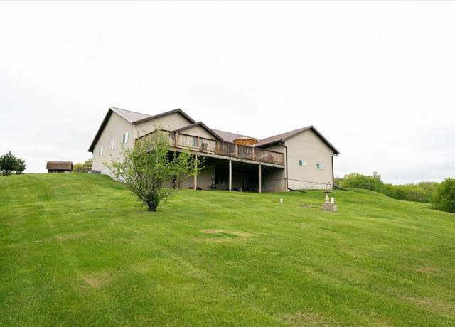 Property at 9777 Marigold Ave, Cashton, WI 54619, 5 beds, 3.5 baths