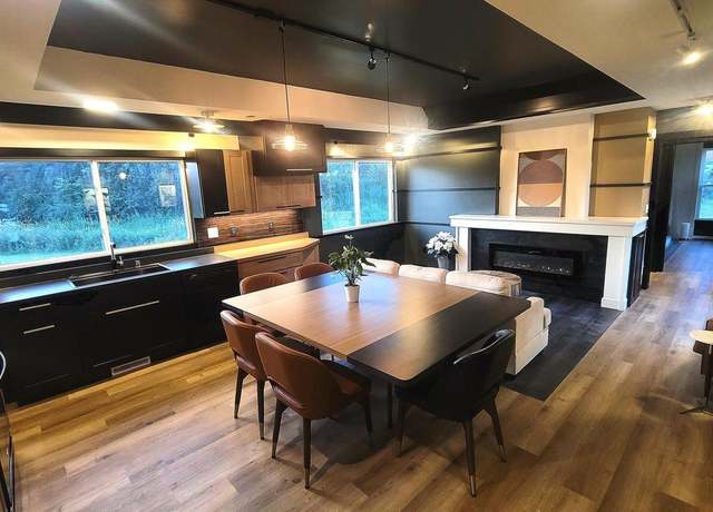 Property at 6901 W Beatrice Ct, Milwaukee, WI 53223, 3 beds, 2 baths