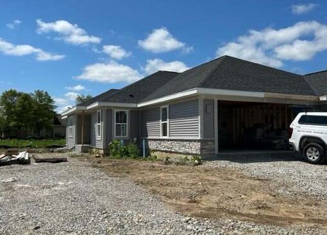 Property at 536 Hunter Oaks Blvd #0501, Watertown, WI 53094, 2 beds, 2 baths