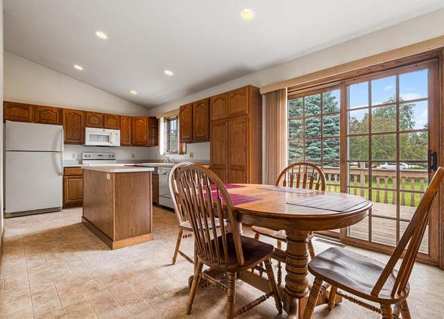 Property at 3725 Neumair Ct, Sheboygan, WI 53083, 3 beds, 2 baths