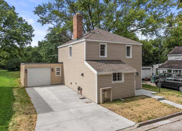 Property at 6321 Schoolway, Greendale, WI 53129, 3 beds, 1.5 baths