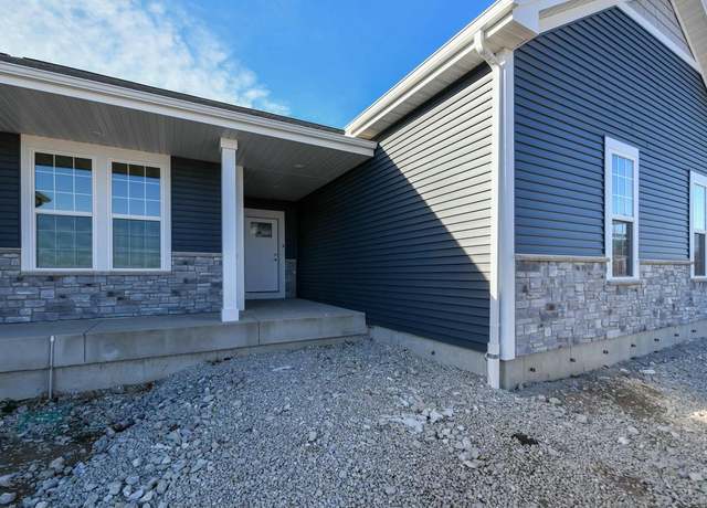Property at 8302 85th Ave, Pleasant Prairie, WI 53158, 2 beds, 2 baths