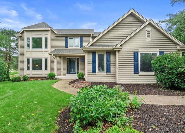 Property at 2600 Whitby Ct, Waukesha, WI 53188, 4 beds, 2.5 baths