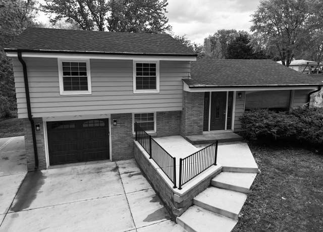 Property at 13460 Tremont St, Brookfield, WI 53005, 3 beds, 2 baths