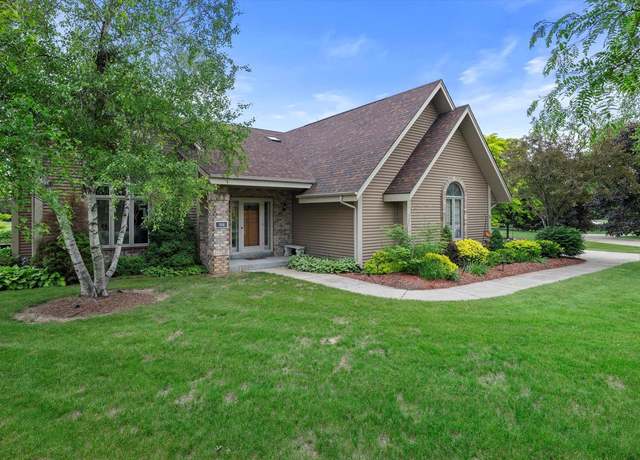 Property at 566 Amber Ct, Colgate, WI 53017, 3 beds, 2.5 baths