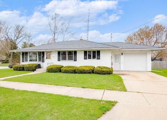 Property at 503 N 3rd St, Fort Atkinson, WI 53538, 2 beds, 1 bath