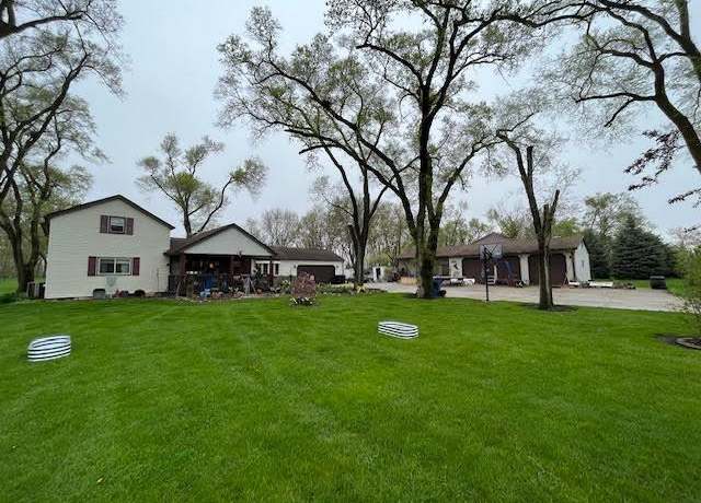 Property at 4800 128th Ave, Kenosha, WI 53144, 5 beds, 2.5 baths