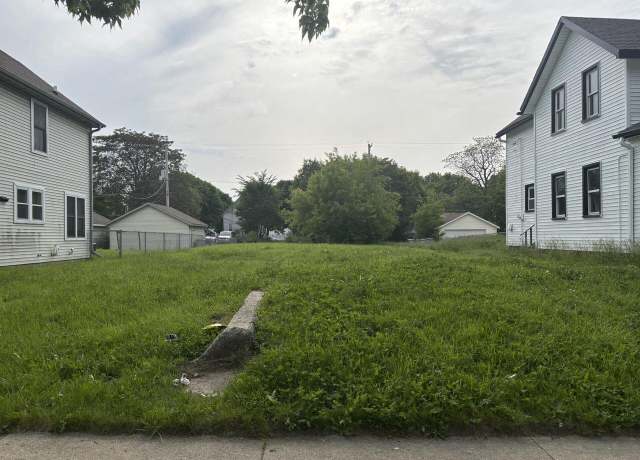 Property at 1621 N 14th St, Milwaukee, WI 53205