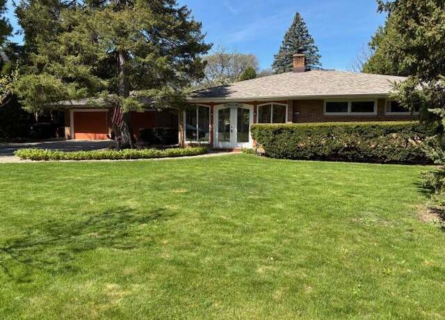 Property at 3415 N 105th St, Wauwatosa, WI 53222, 3 beds, 1.5 baths