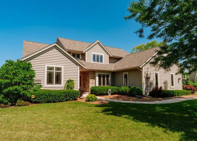 Property at N36W22698 Long Valley Rd, Pewaukee, WI 53072, 4 beds, 3.5 baths