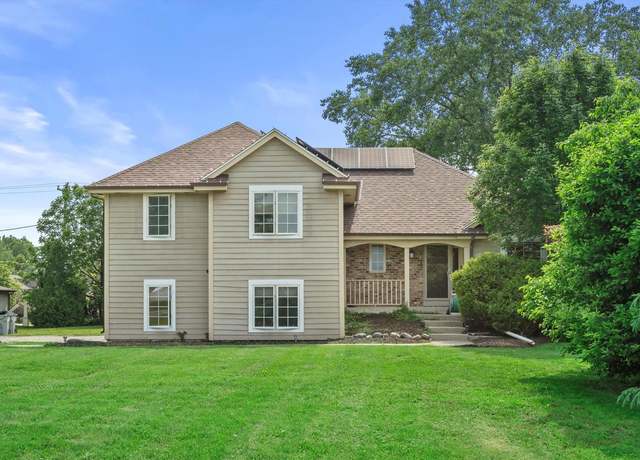 Property at 6650 N 114th St, Milwaukee, WI 53224, 4 beds, 3.5 baths