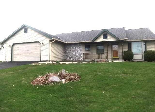 Property at 545 Skyhawk Ave, Campbellsport, WI 53010, 3 beds, 2.5 baths
