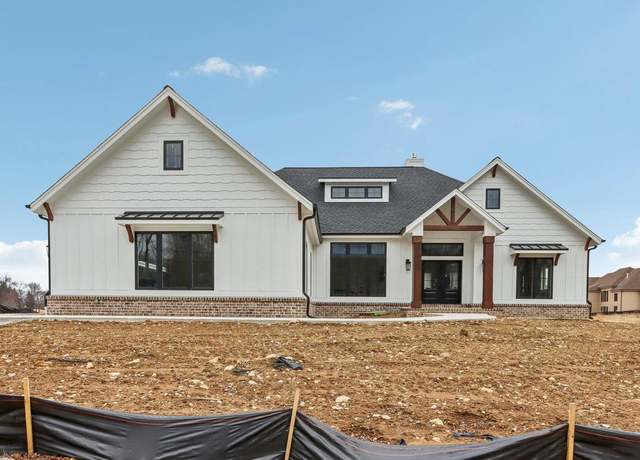 Property at W275S3580 Payne Stewart Ct, Waukesha, WI 53189, 6 beds, 4.5 baths