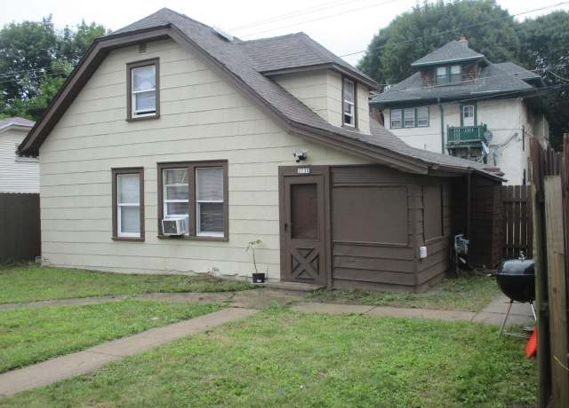 Property at 2738 N 45th St, Milwaukee, WI 53210, 4 beds, 1 bath