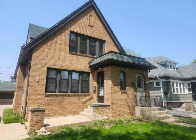 Property at 2533 N 72nd St #2535, Wauwatosa, WI 53213, 4 beds, 2 baths