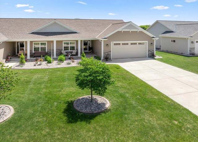 Property at 2070 Farmlane Dr, Slinger, WI 53086, 2 beds, 2.5 baths