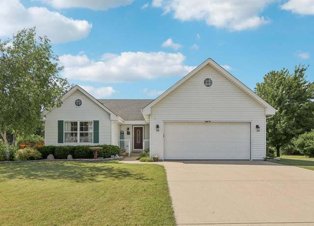 Property at 29518 River View Pkwy, Burlington, WI 53105, 3 beds, 2 baths