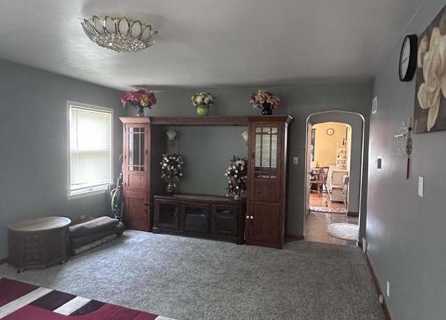 Property at 3119 S 39th St, Milwaukee, WI 53215, 3 beds, 2 baths