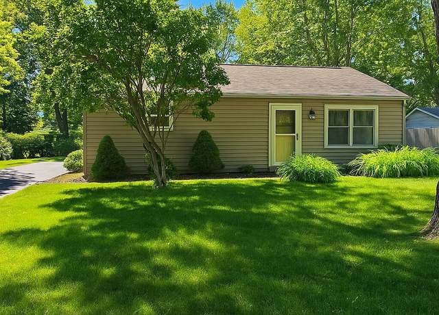Property at W143S7047 Belmont Dr, Muskego, WI 53150, 3 beds, 1 bath