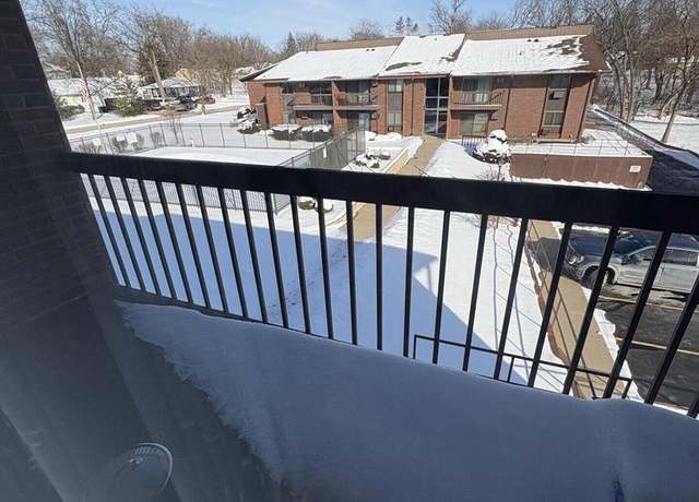 Property at 1270 Wisconsin St #205, Lake Geneva, WI 53147, 2 beds, 1.5 baths